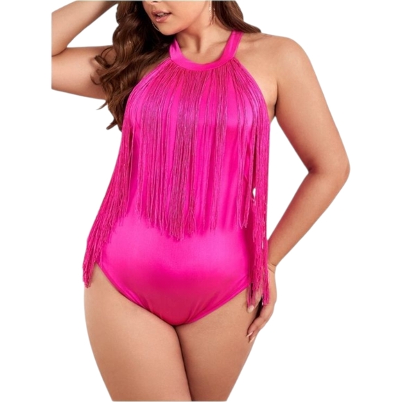WDIRARA - Large (0XL) Vibrant Pink Fringe Halter Top Bodysuit - Picture 2 of 8